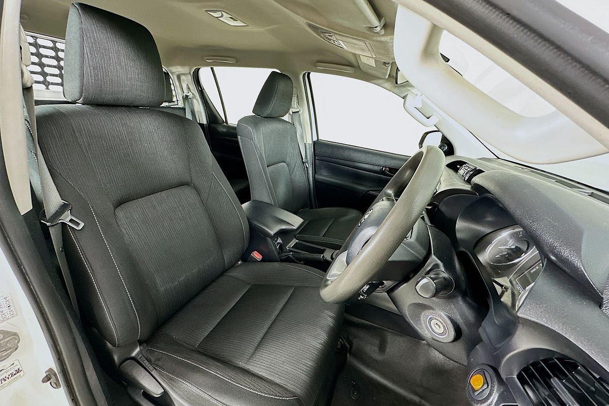2022 Toyota HILUX SR (4x4) GUN126R 4X4
