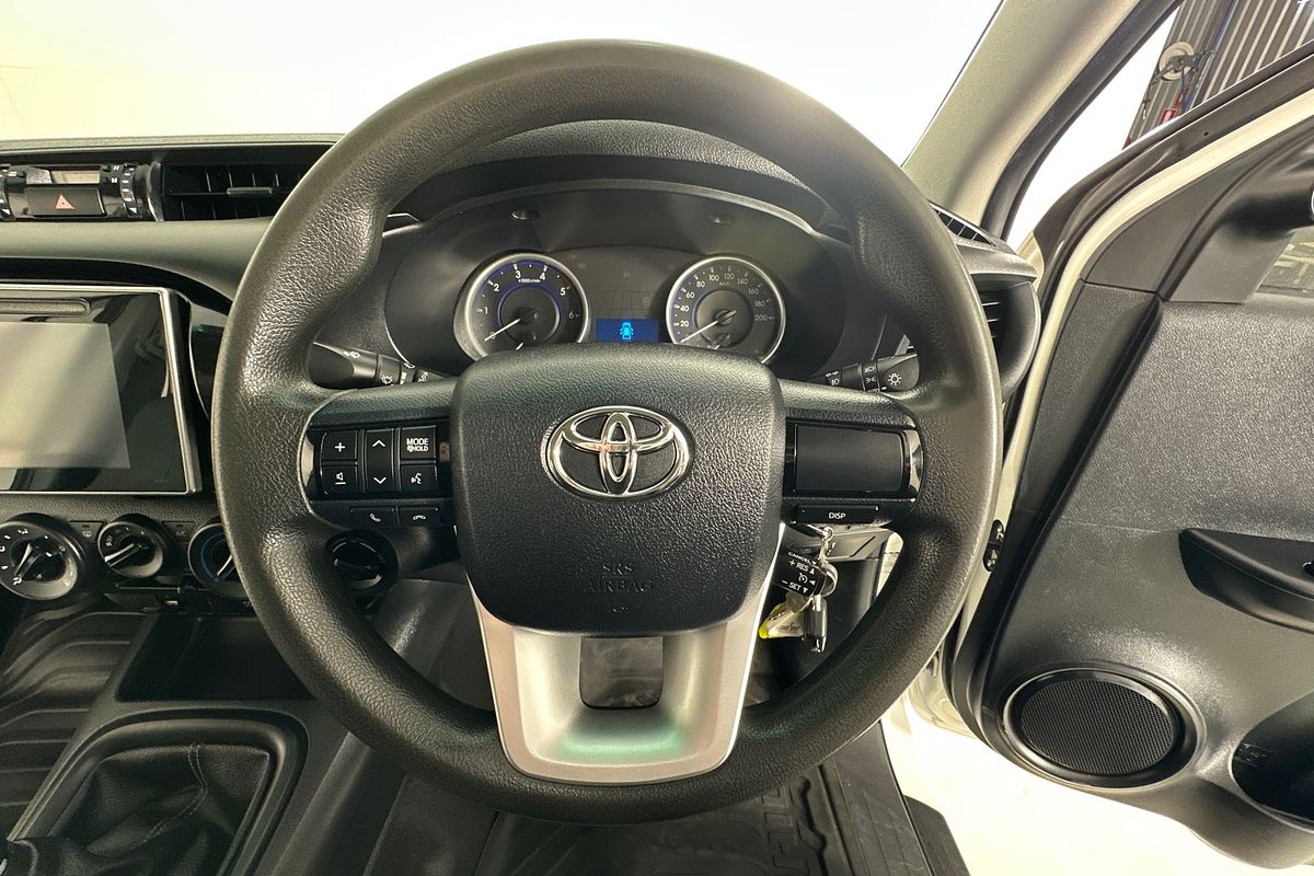 2018 Toyota HILUX SR (4x4) GUN126R MY19 4X4