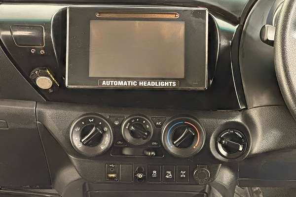 2020 Toyota HILUX SR (4x4) GUN126R MY19 UPGRADE 4X4