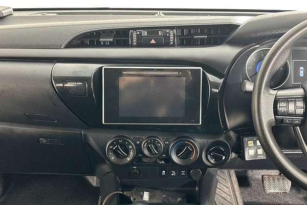 2020 Toyota HILUX SR (4x4) GUN126R MY19 UPGRADE 4X4