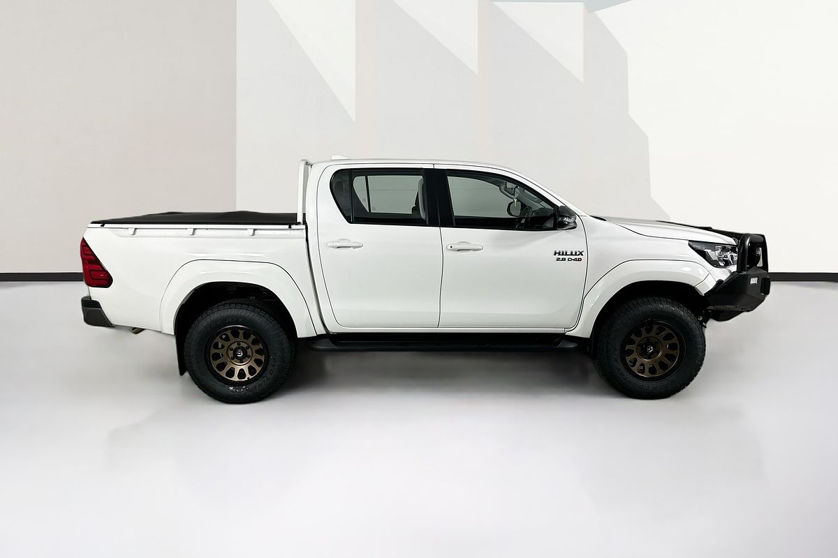 2023 Toyota HILUX SR GUN126R 4X4
