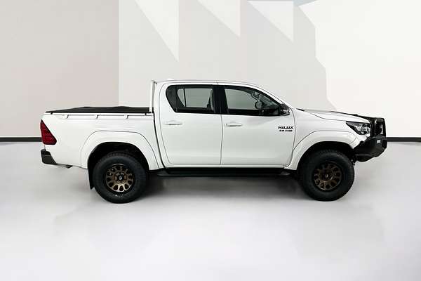 2023 Toyota HILUX SR GUN126R 4X4