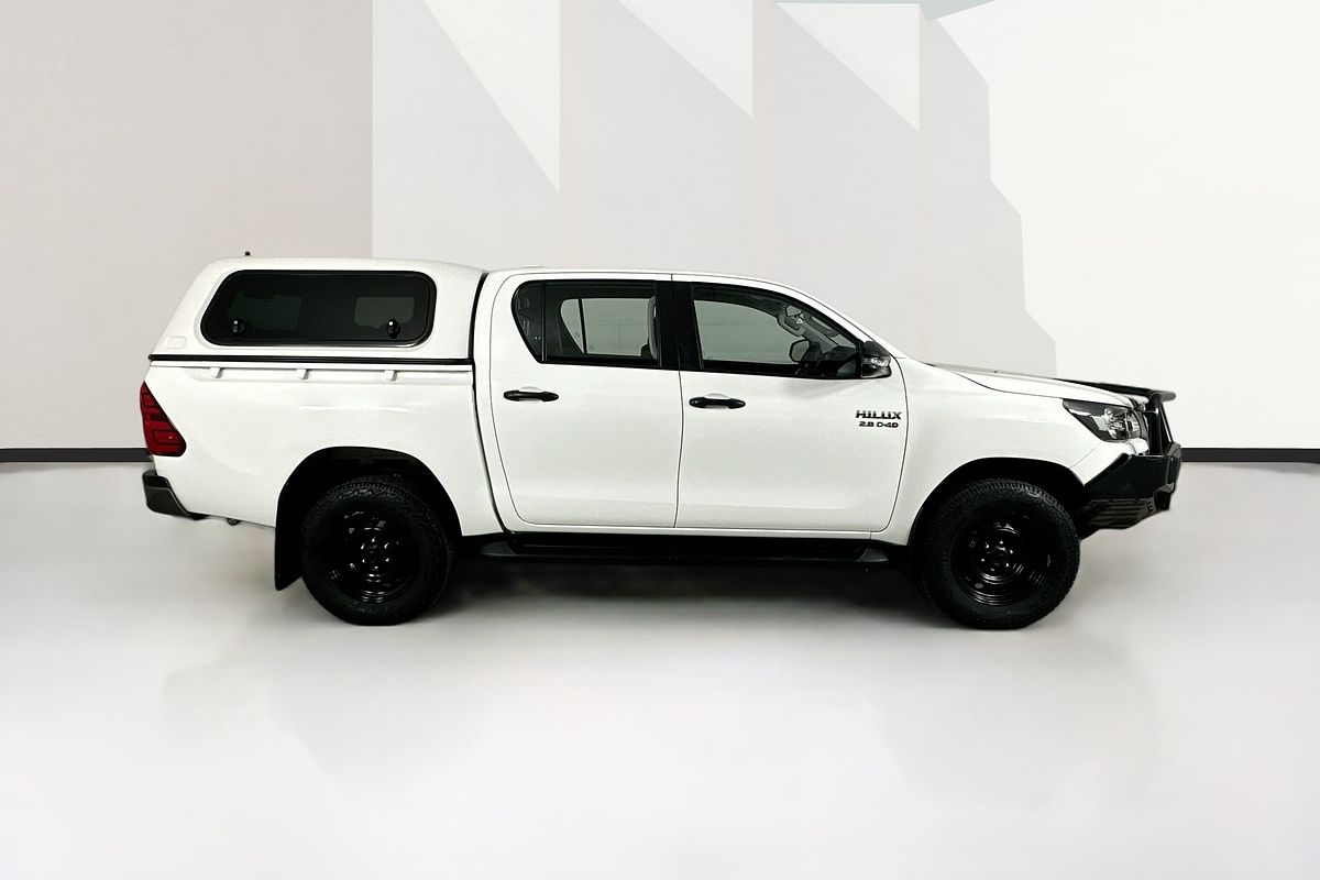 2022 Toyota HILUX SR (4x4) GUN126R 4X4