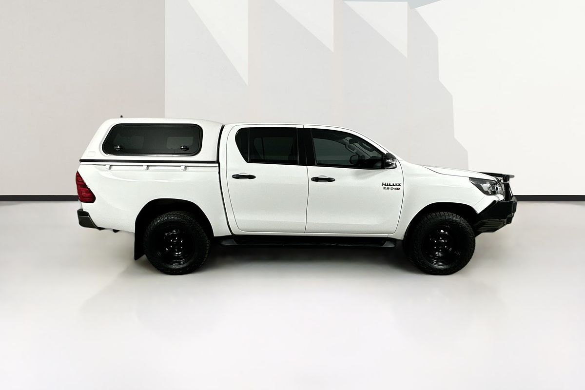 2022 Toyota HILUX SR (4x4) GUN126R 4X4