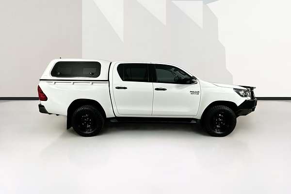 2022 Toyota HILUX SR (4x4) GUN126R 4X4