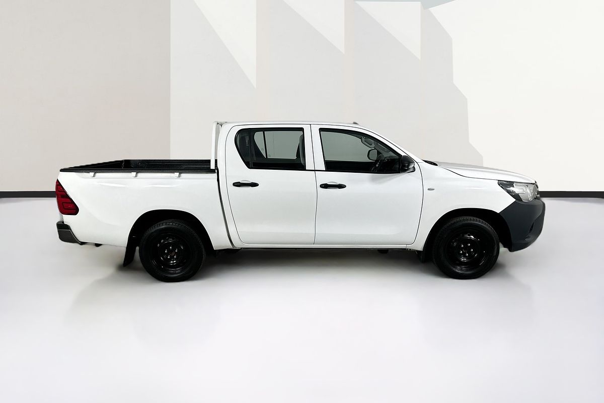 2017 Toyota HILUX WORKMATE GUN122R REAR WHEEL DRIVE