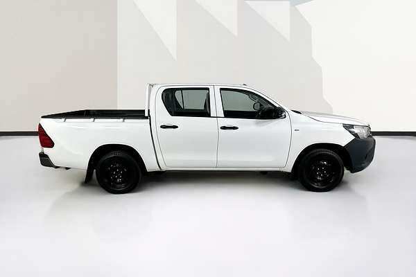 2017 Toyota HILUX WORKMATE GUN122R REAR WHEEL DRIVE