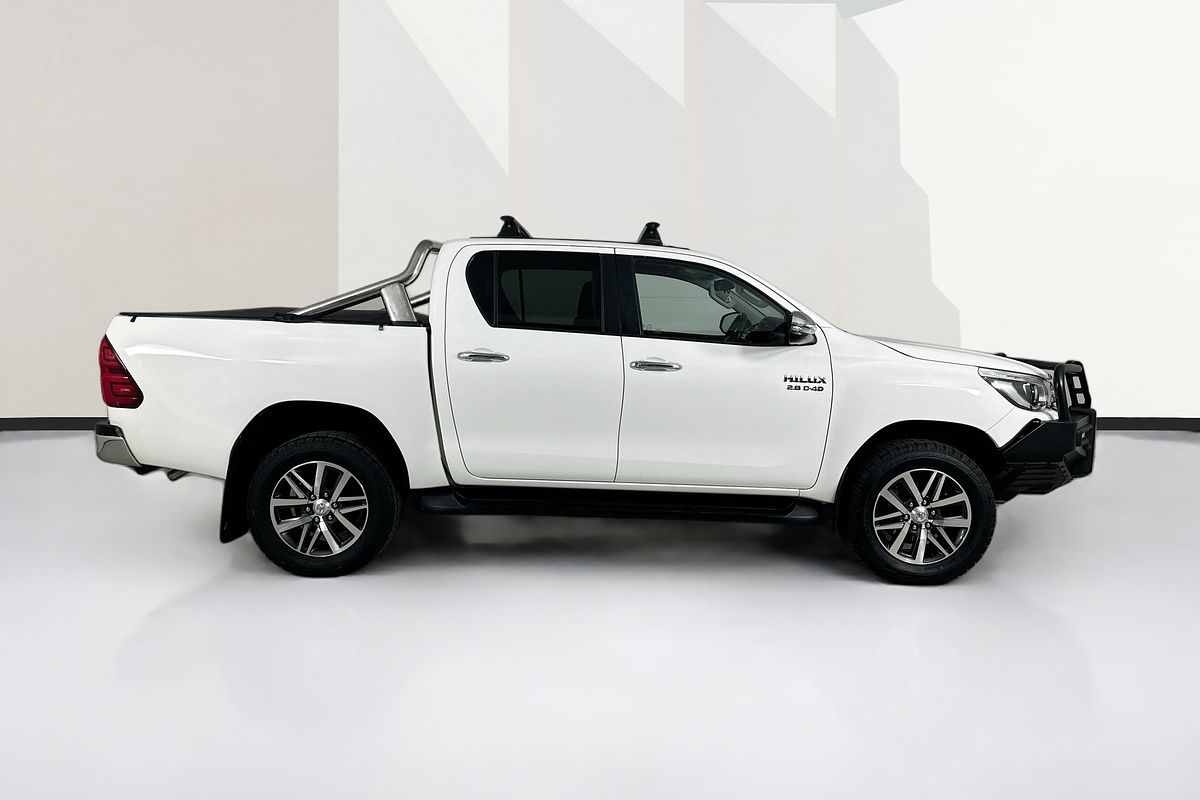 2018 Toyota HILUX SR5 (4x4) GUN126R MY17 4X4