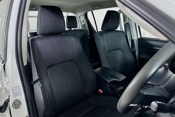 2020 Toyota HILUX SR (4x4) GUN126R MY19 UPGRADE 4X4