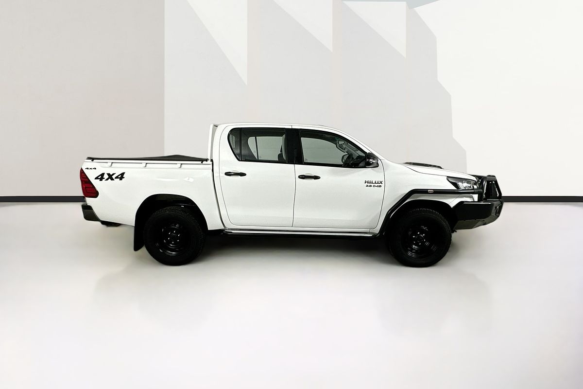 2020 Toyota HILUX SR (4x4) GUN126R FACELIFT 4X4