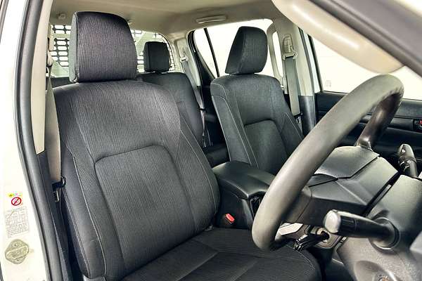 2018 Toyota HILUX SR (4x4) GUN126R MY17 4X4