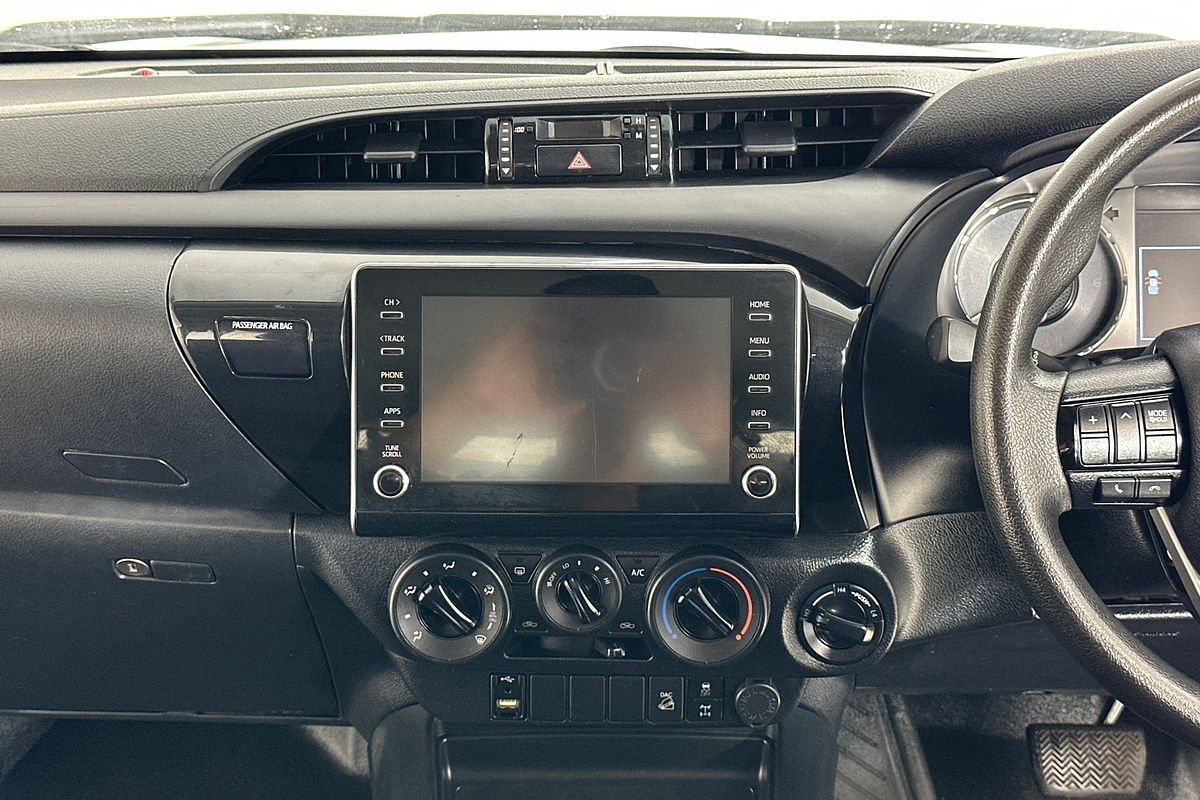 2022 Toyota HILUX SR (4x4) GUN126R 4X4