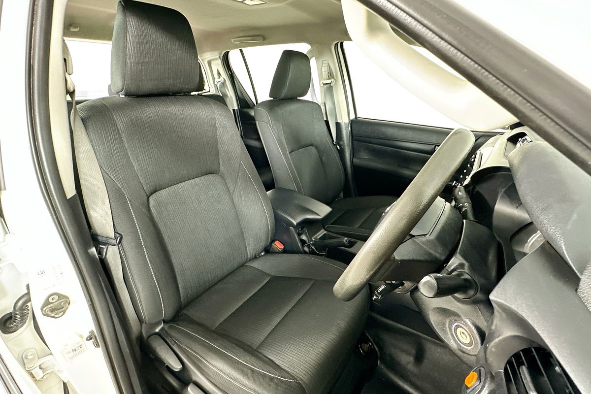 2022 Toyota HILUX SR (4x4) GUN126R 4X4