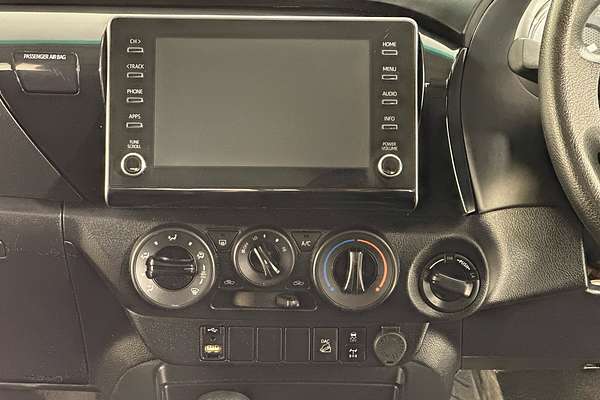 2022 Toyota HILUX SR (4x4) GUN126R 4X4