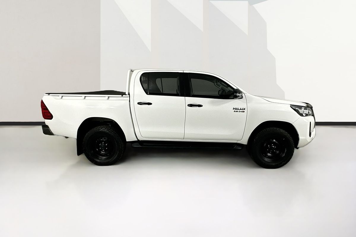 2021 Toyota HILUX SR (4x4) GUN126R 4X4