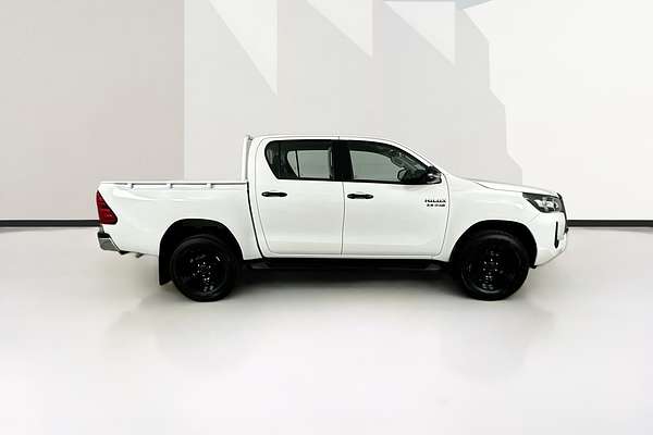 2022 Toyota HILUX SR HI-RIDER (4x2) GUN136R REAR WHEEL DRIVE