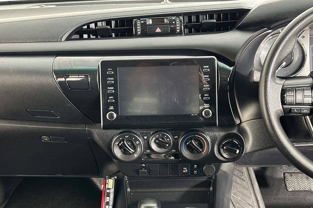 2022 Toyota HILUX SR (4x4) GUN126R 4X4