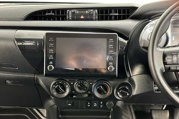 2024 Toyota HILUX SR (4x4) GUN126R 4X4