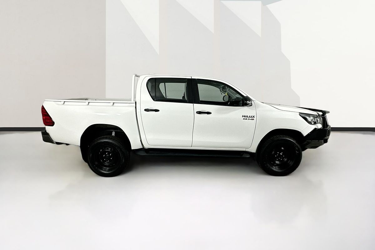 2022 Toyota HILUX SR (4x4) GUN126R 4X4