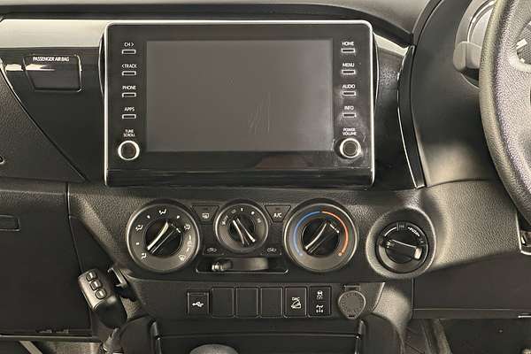 2024 Toyota HILUX SR (4x4) GUN126R 4X4