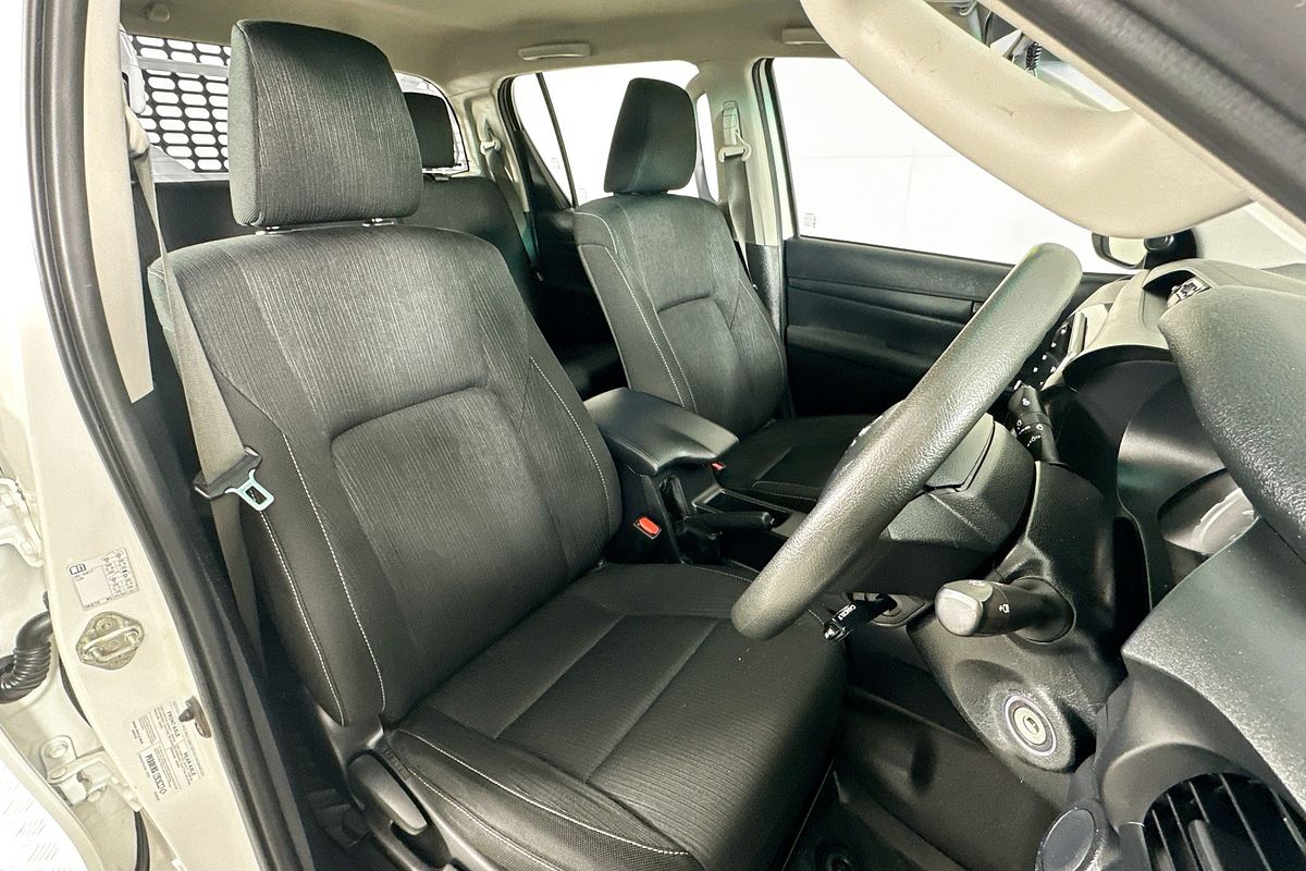 2021 Toyota HILUX SR (4x4) GUN126R 4X4
