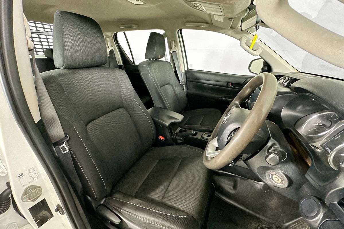 2023 Toyota HILUX SR (4x4) GUN126R 4X4