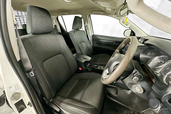 2023 Toyota HILUX SR (4x4) GUN126R 4X4