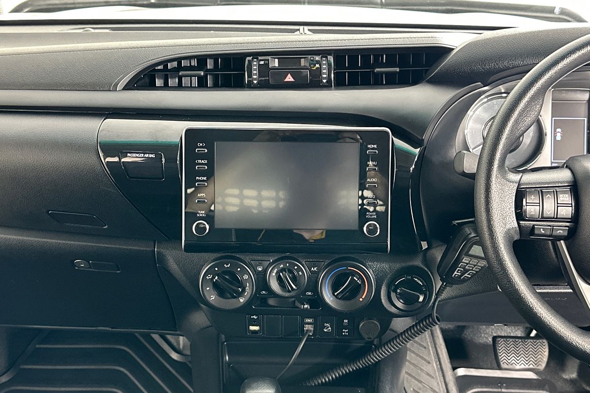 2023 Toyota HILUX SR (4x4) GUN126R 4X4