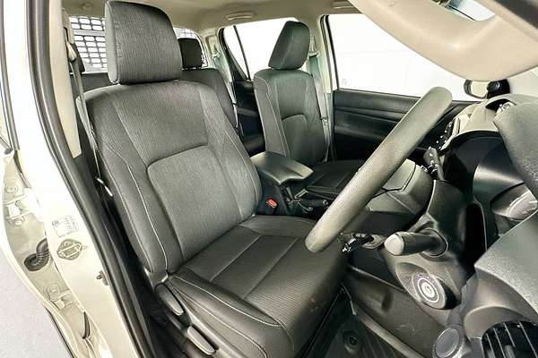 2023 Toyota HILUX SR (4x4) GUN126R 4X4