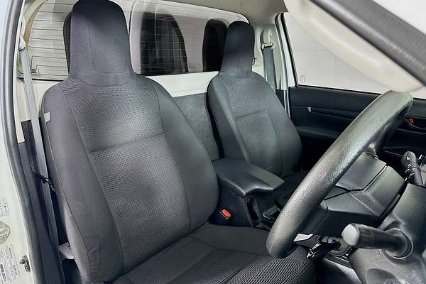 2022 Toyota HILUX SR (4x4) GUN126R 4X4