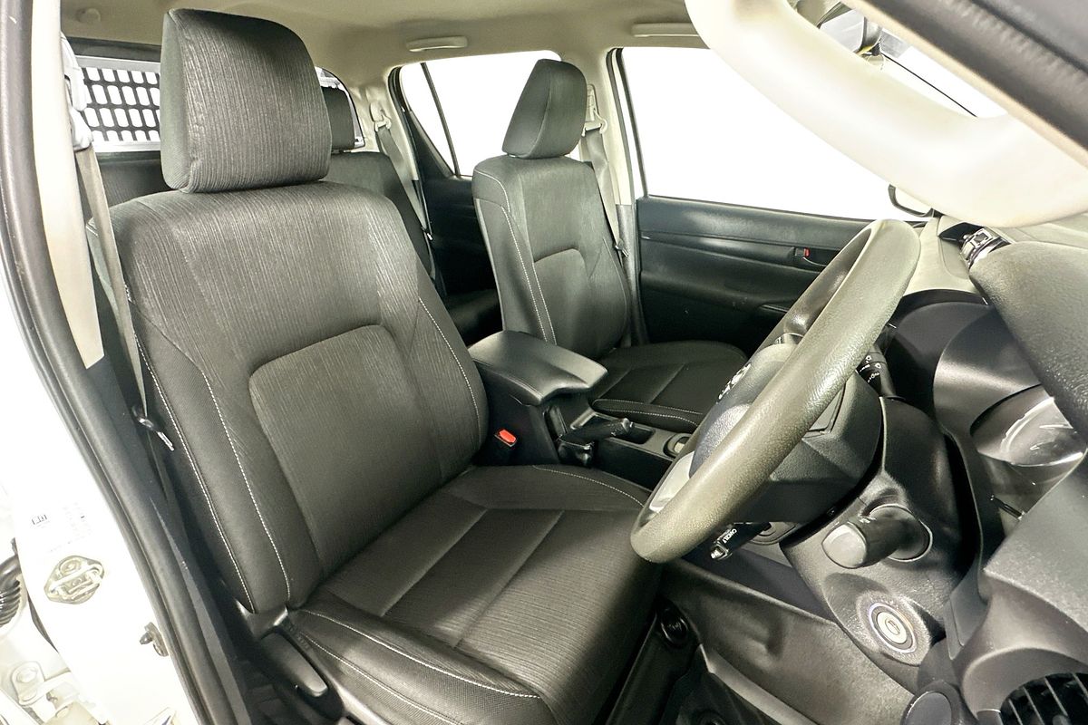 2022 Toyota HILUX SR (4x4) GUN126R 4X4