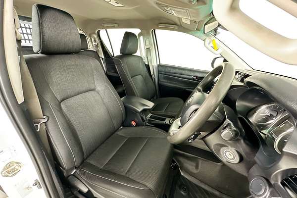2022 Toyota HILUX SR (4x4) GUN126R 4X4