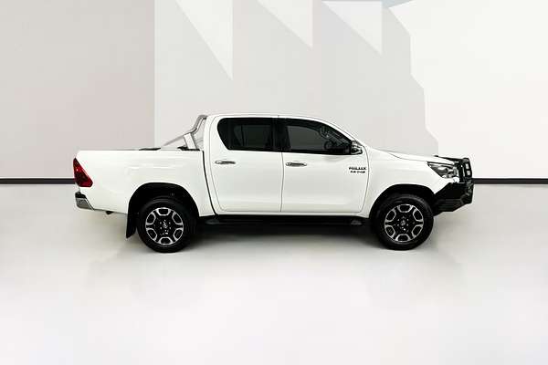 2021 Toyota HILUX SR5 (4x4) GUN126R 4X4