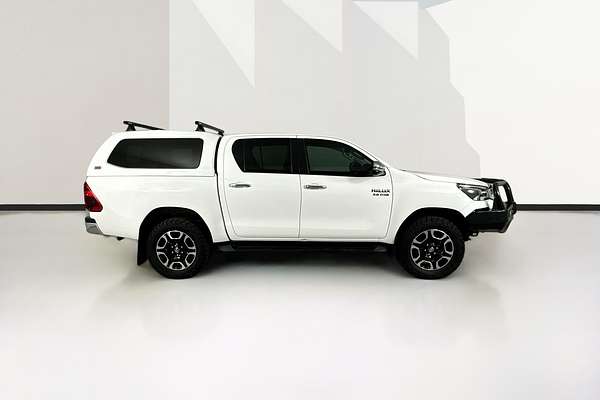 2021 Toyota HILUX SR5 (4x4) GUN126R 4X4