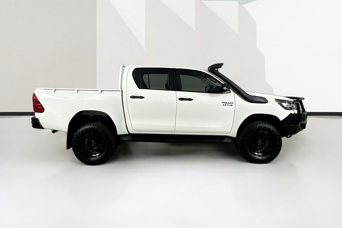 2021 Toyota HILUX SR (4x4) GUN126R FACELIFT 4X4