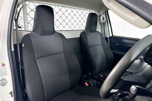 2019 Toyota HILUX WORKMATE (4x4) GUN125R MY19 4X4