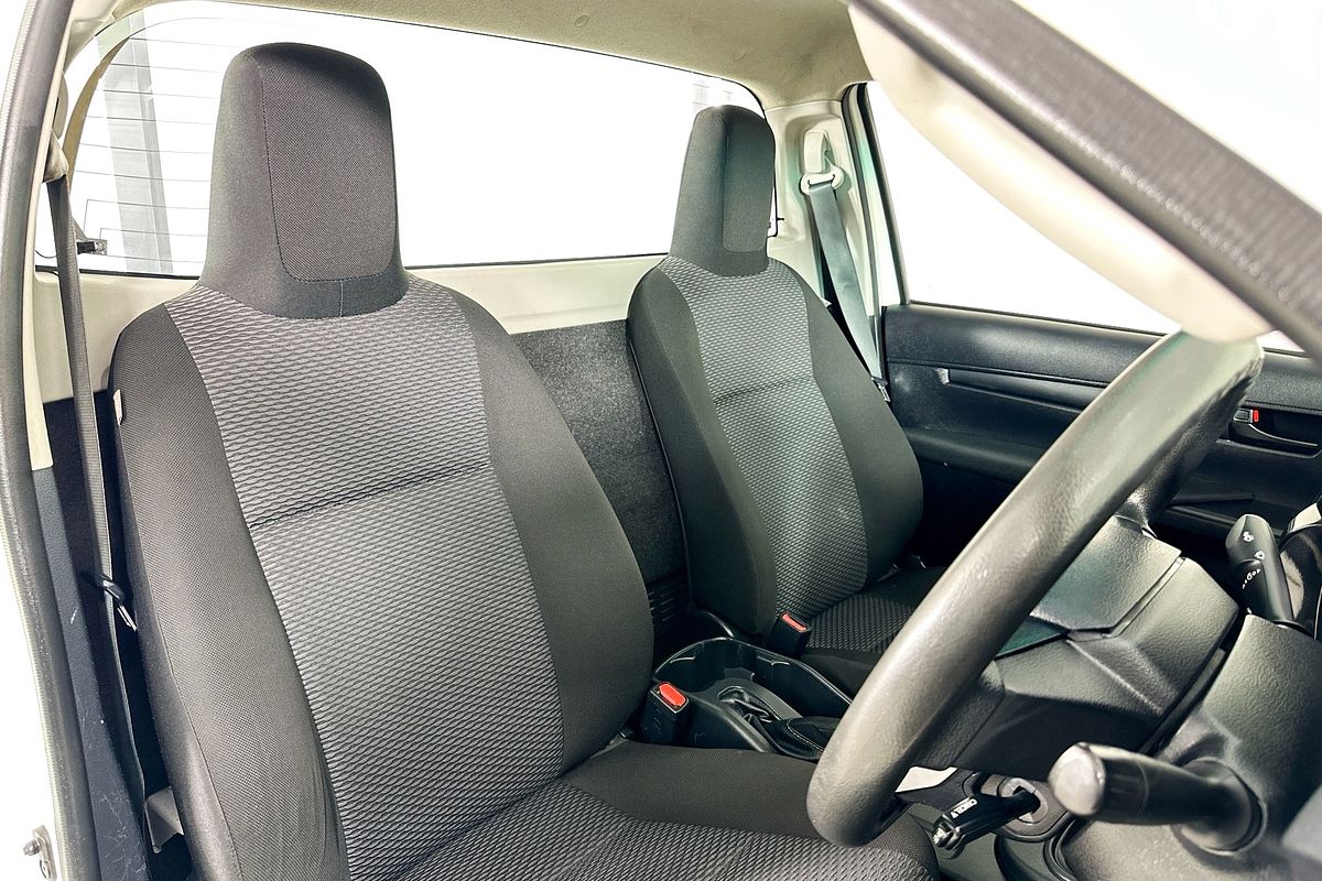 2018 Toyota Hilux WORKMATE GUN122R MY17 REAR WHEEL DRIVE