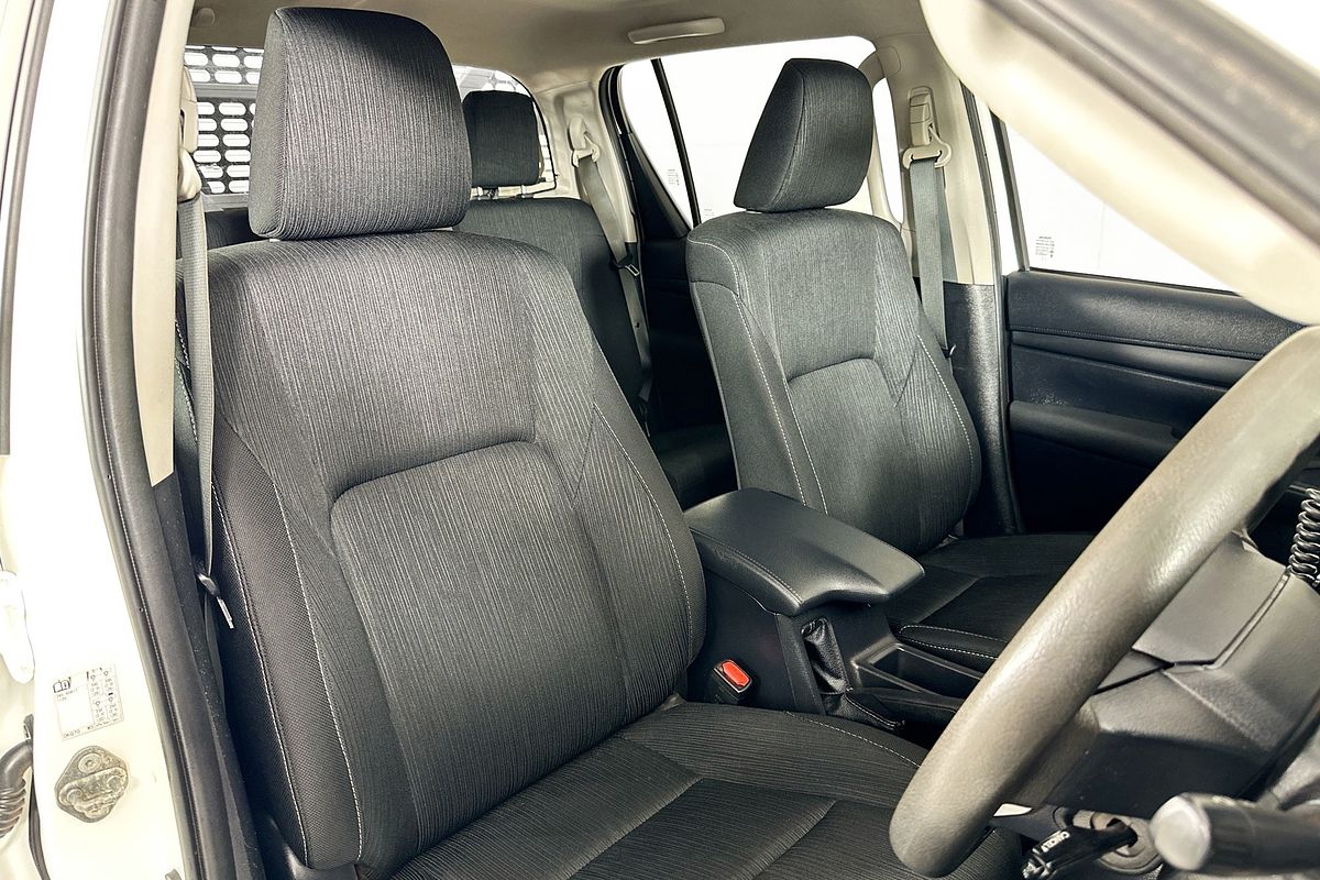 2022 Toyota HILUX SR (4x4) GUN126R 4X4