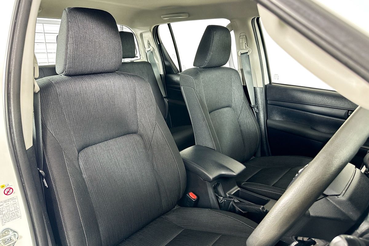 2019 Toyota HILUX SR HI-RIDER GUN136R MY19 UPGRADE REAR WHEEL DRIVE