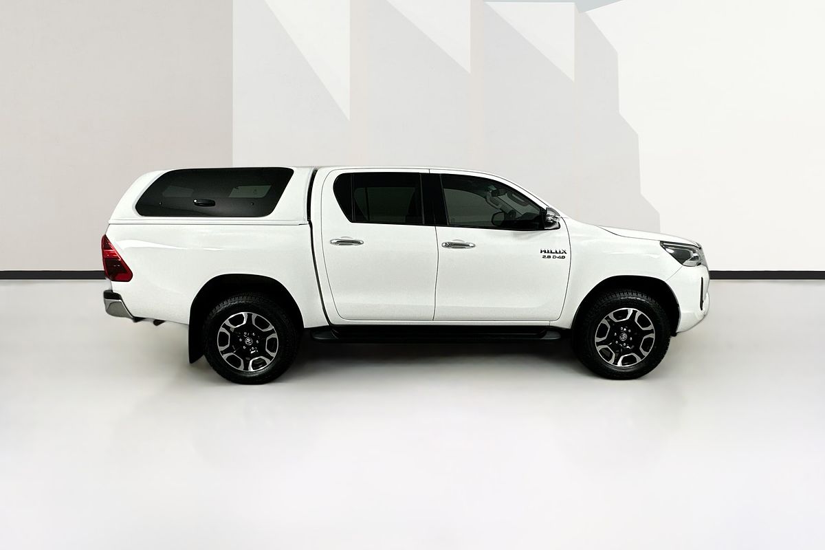 2021 Toyota HILUX SR5 (4x4) GUN126R FACELIFT 4X4