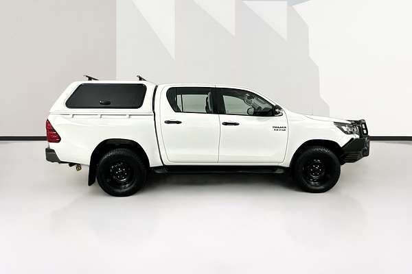 2020 Toyota HILUX SR (4x4) GUN126R FACELIFT 4X4