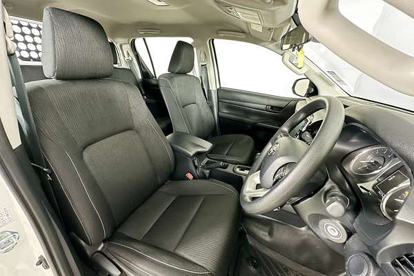 2024 Toyota HILUX SR (4x4) GUN126R 4X4