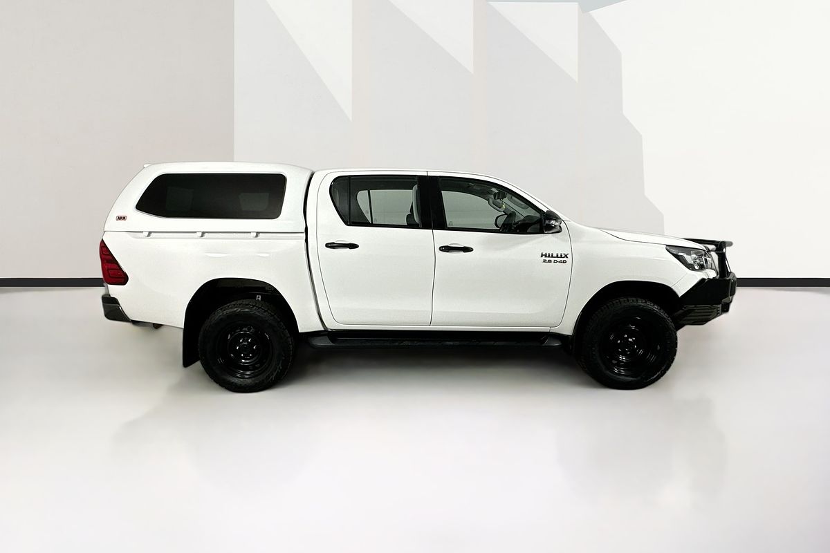 2020 Toyota HILUX SR (4x4) GUN126R FACELIFT 4X4