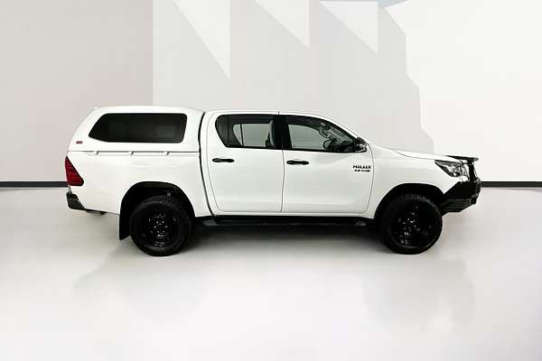 2020 Toyota HILUX SR (4x4) GUN126R FACELIFT 4X4