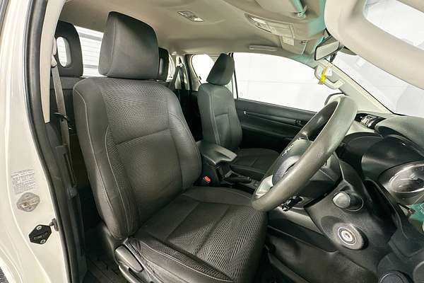 2020 Toyota Hilux SR (4x4) GUN126R MY19 UPGRADE 4X4