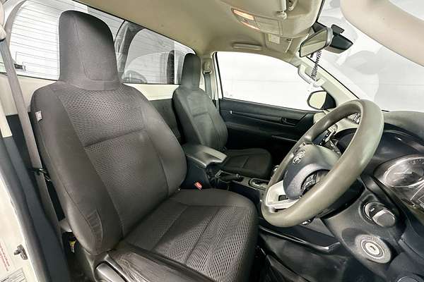 2020 Toyota HILUX SR (4x4) GUN126R MY19 UPGRADE 4X4