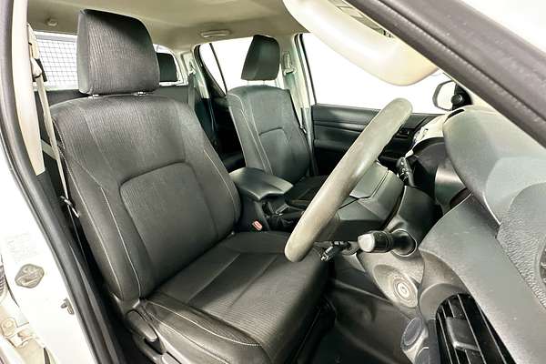 2020 Toyota HILUX SR (4x4) GUN126R MY19 UPGRADE 4X4