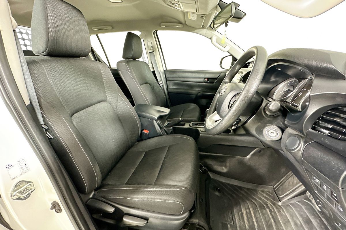 2023 Toyota HILUX SR (4x4) GUN126R 4X4