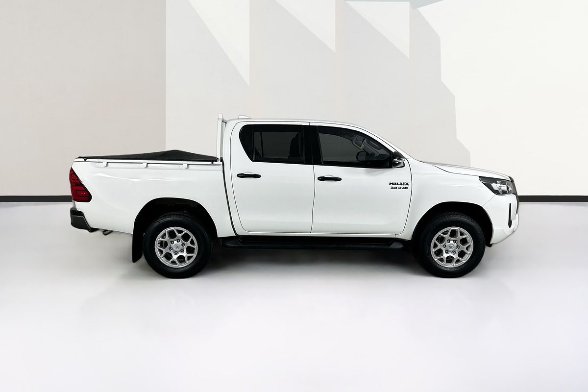 2022 Toyota HILUX SR (4x4) GUN126R 4X4