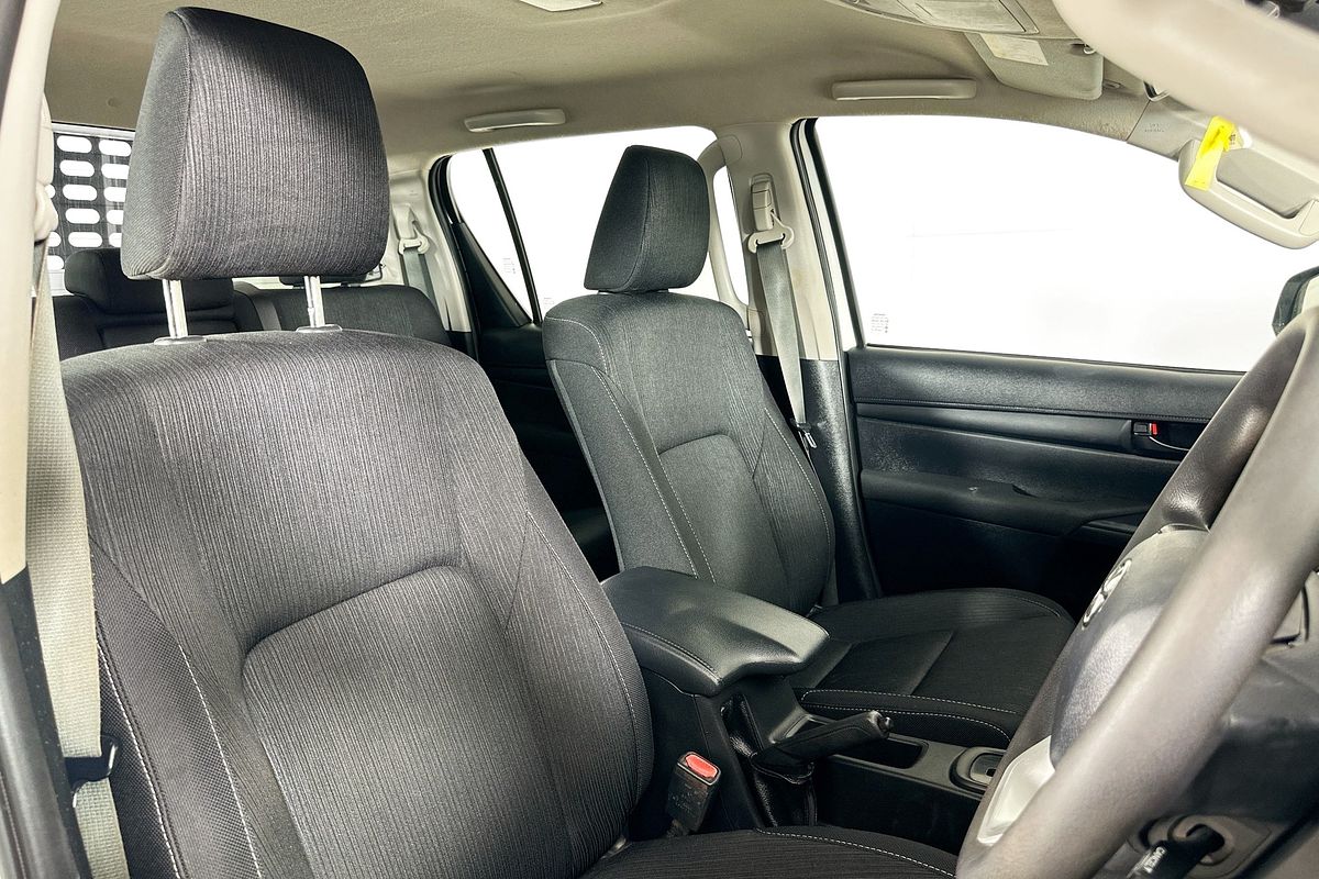 2020 Toyota HILUX SR (4x4) GUN126R MY19 UPGRADE 4X4